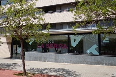 Biblioteca de La Serra